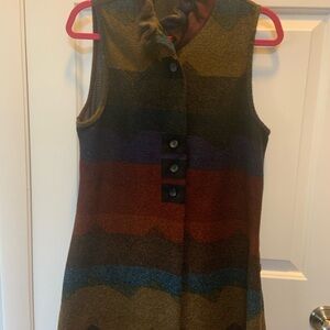 Multicolor Sleeveless Button-Up Vest